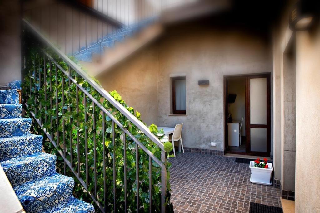 Catania Rooms Esterno foto