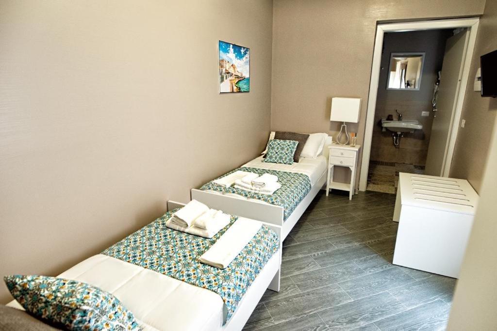 Catania Rooms Esterno foto